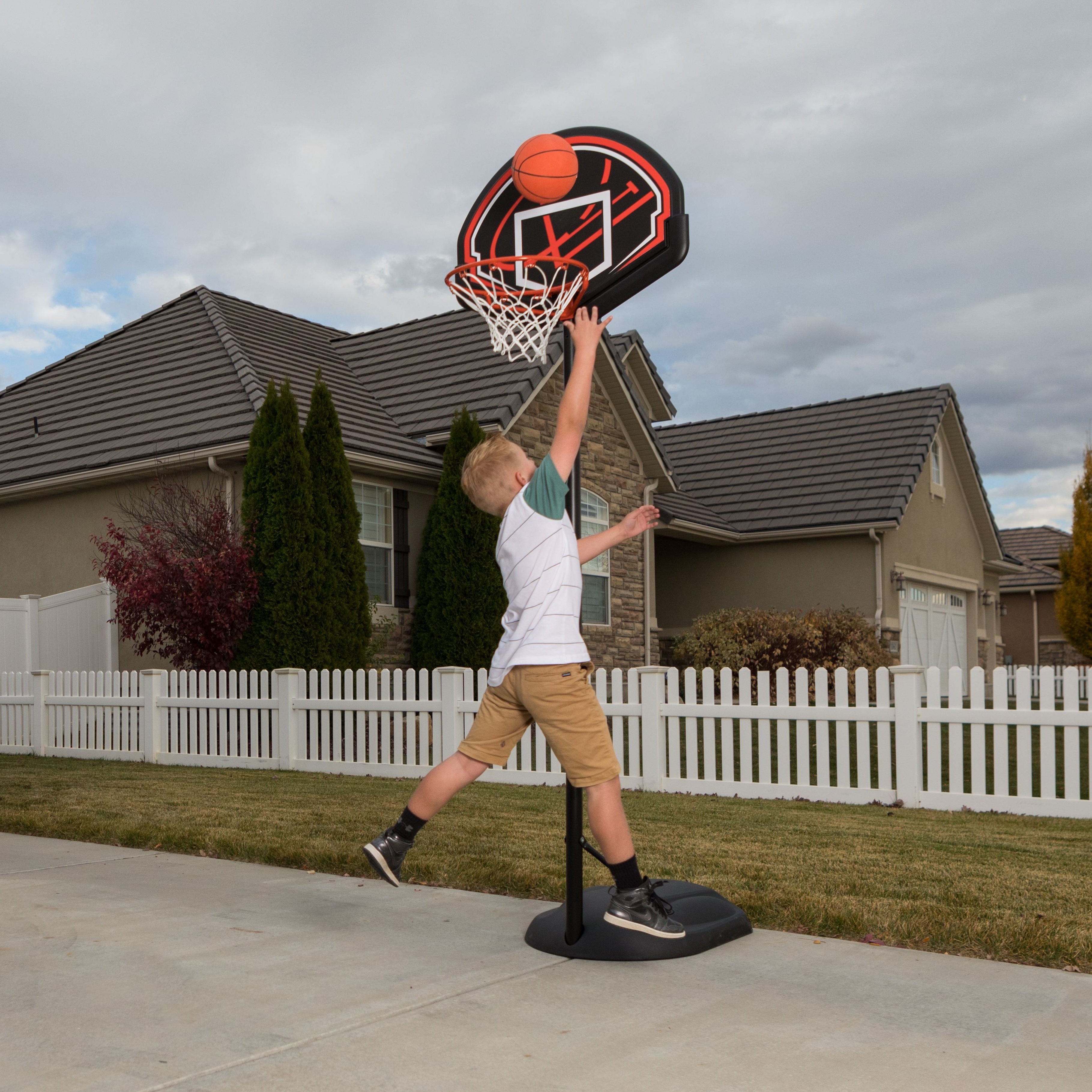 Lifetime Adjustable Youth Portable Basketball Hoop